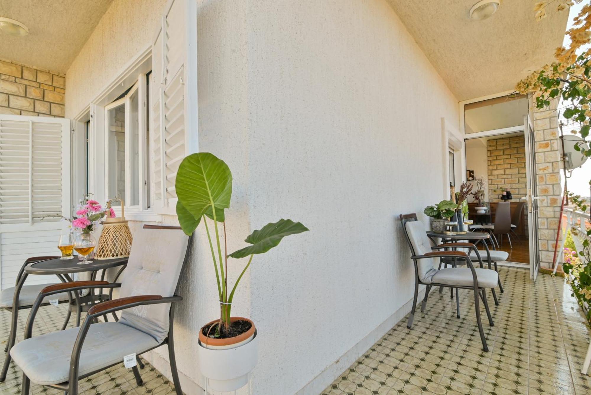 Apartment Spira Puovica Трогир Екстериор снимка