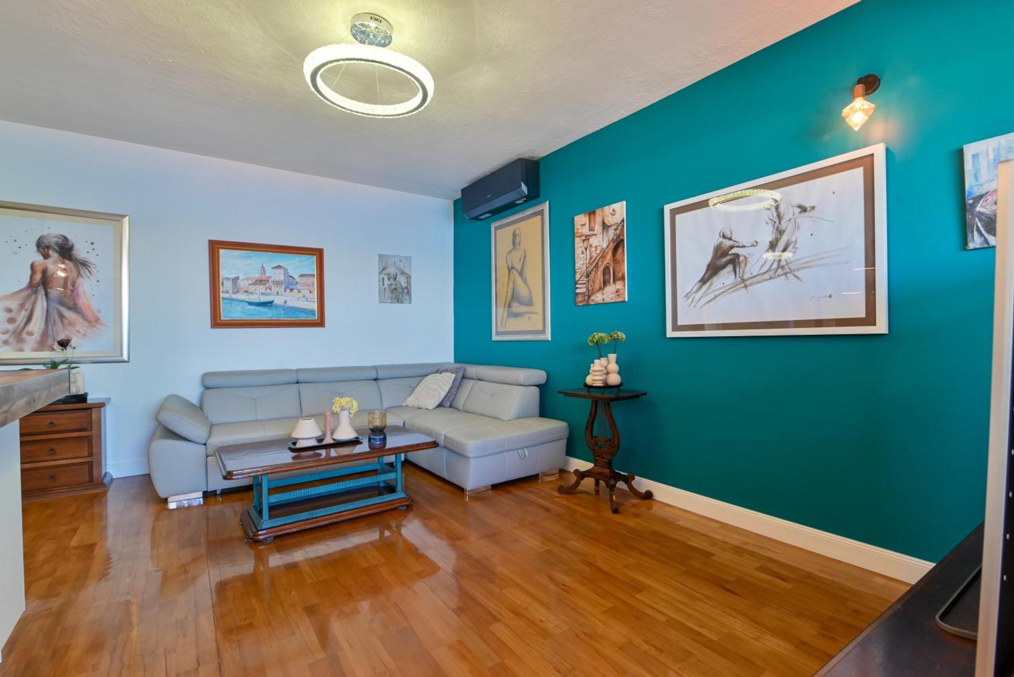Apartment Spira Puovica Трогир Екстериор снимка
